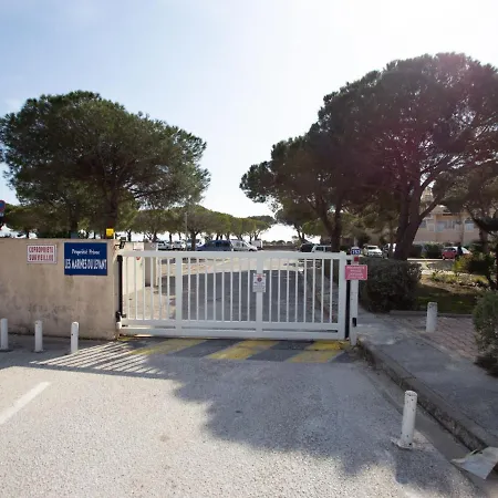 Les Marines Du Levant By Interhome Hotel