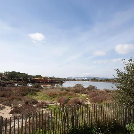 Les Marines Du Levant By Interhome Szálloda Les Salins d'Hyeres