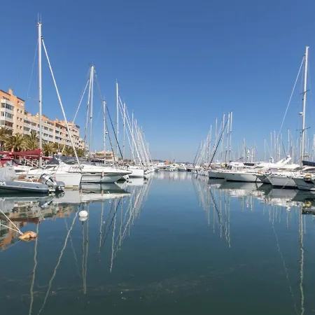 Les Marines Du Levant By Interhome