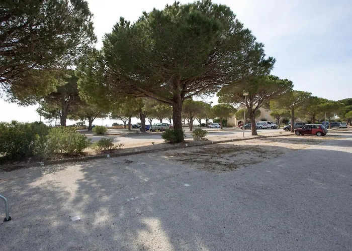 Les Marines Du Levant By Interhome فندق
