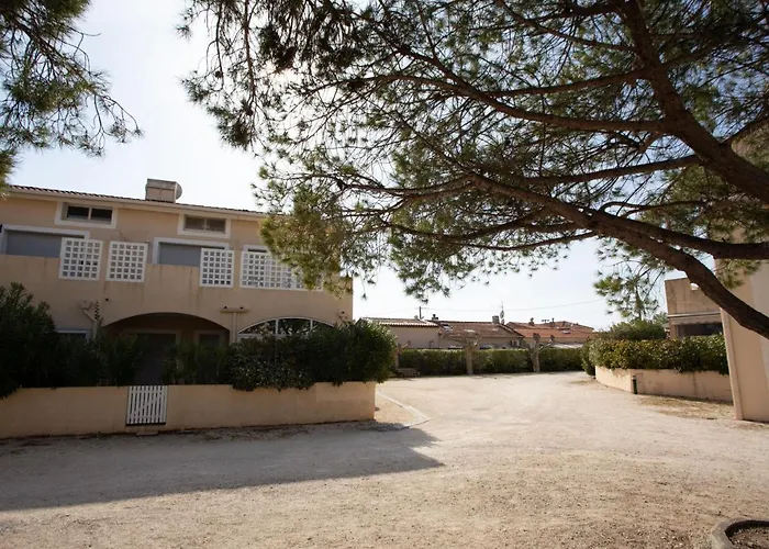 Les Marines Du Levant By Interhome *