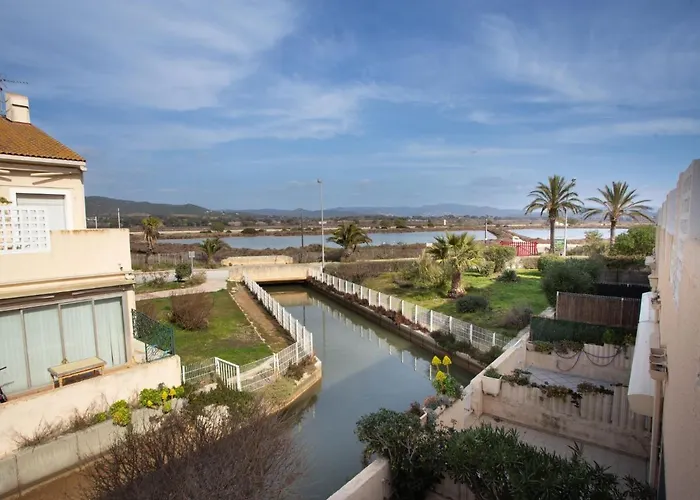 Les Marines Du Levant By Interhome * Les Salins d'Hyeres